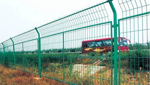 highway wire mesh fence 3