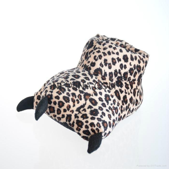 animal indoor slipper pv fur  4