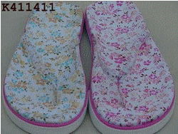 AutumnLeaf Street FlipFlops WinterSnow Street FlipFlops