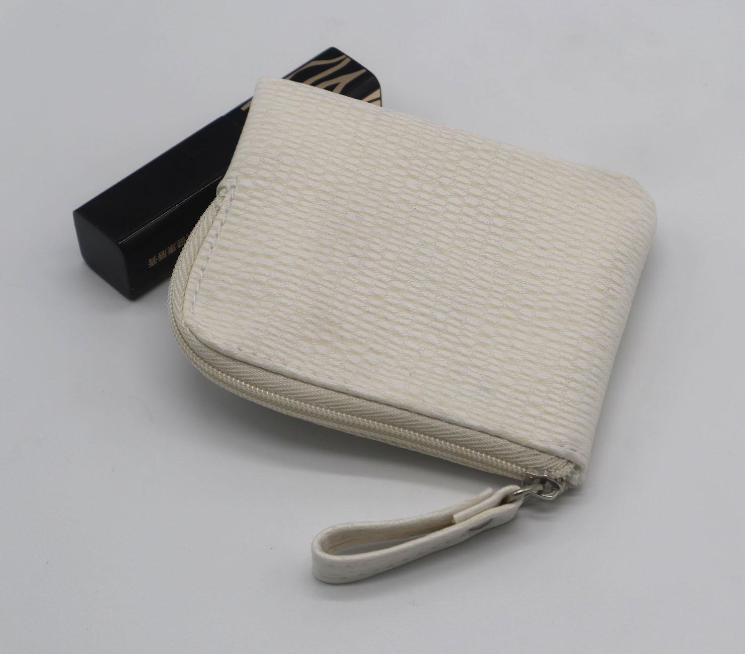 Unique design PU leather small coin purse beige colour for kids 4