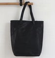 Top grade snake pattern PU beauty ladies tote bag in black colour 