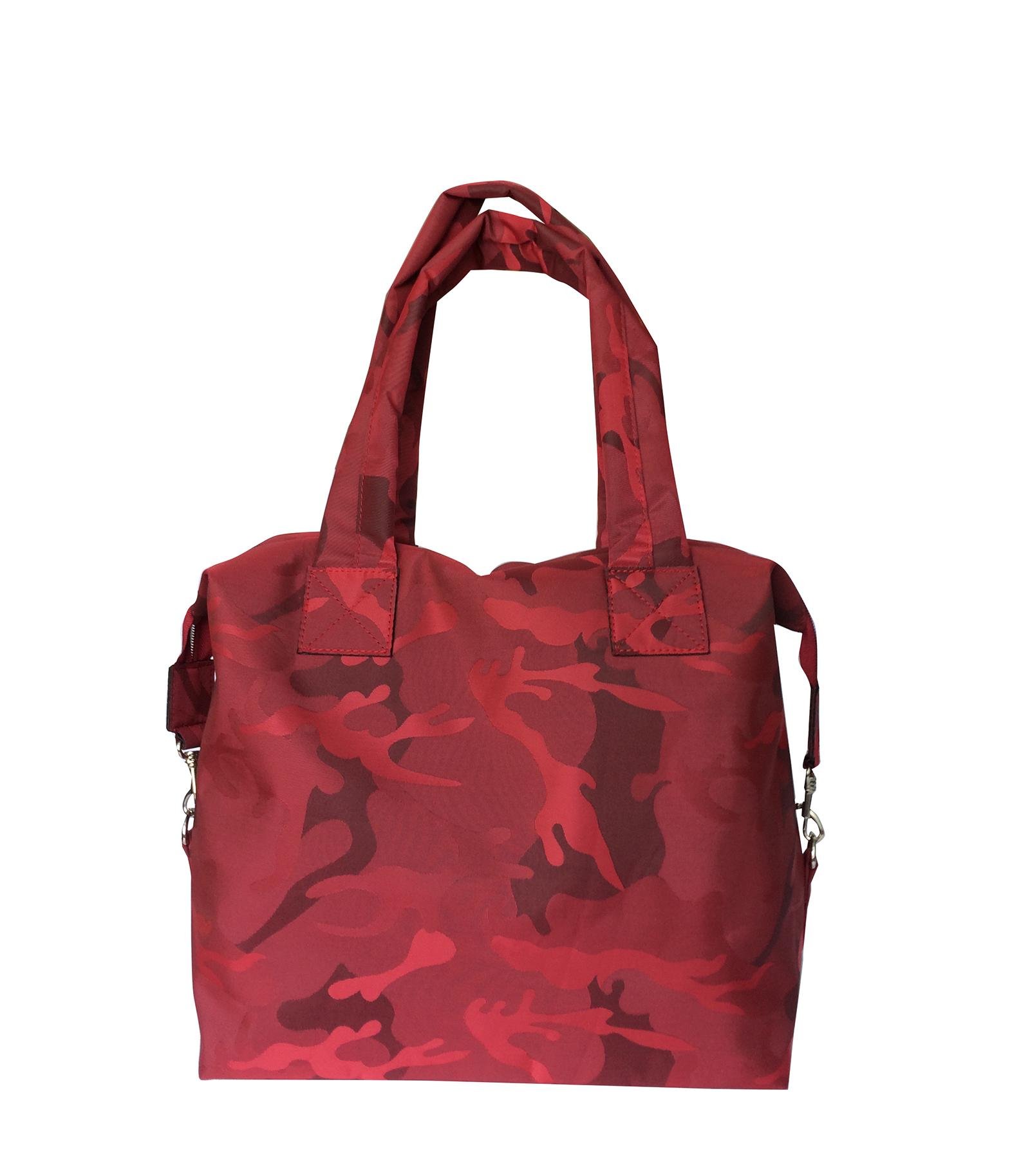 Nylon camouflage women's sports shoulder bag with hardware clip 