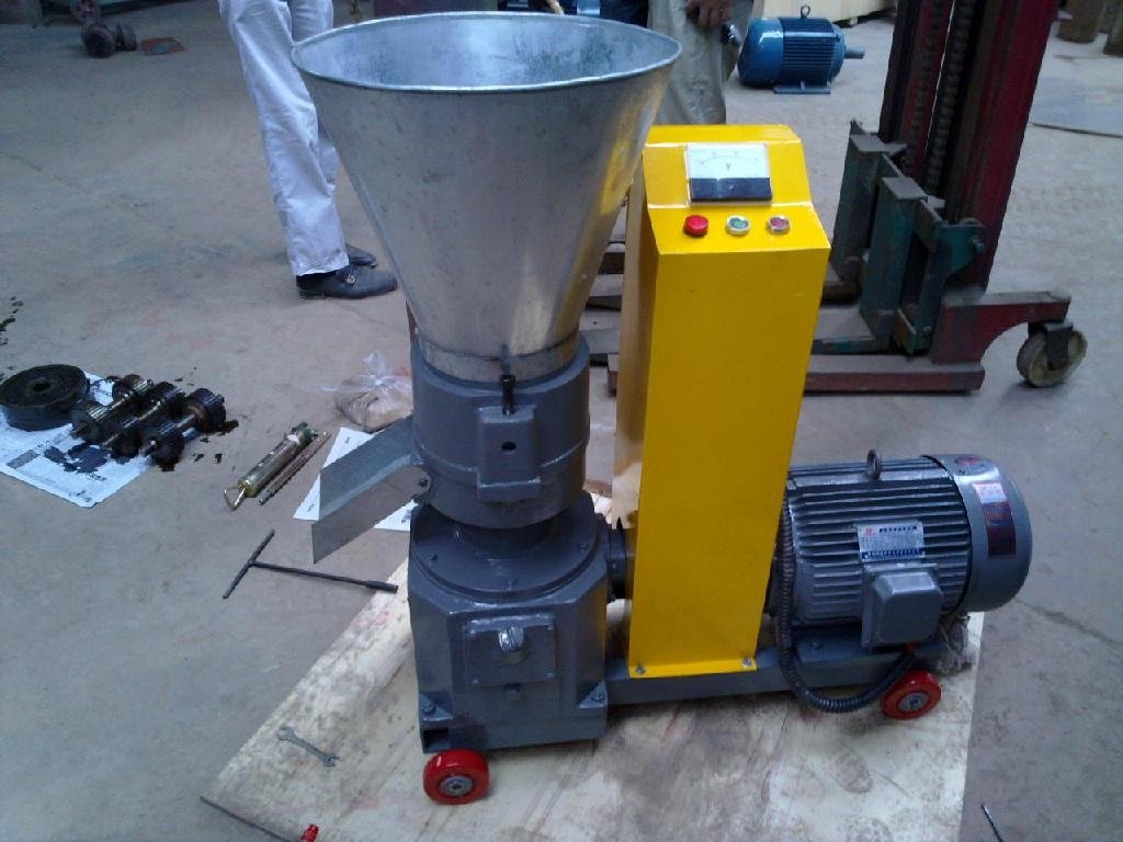 PM-200 sawdust pellet machine 2