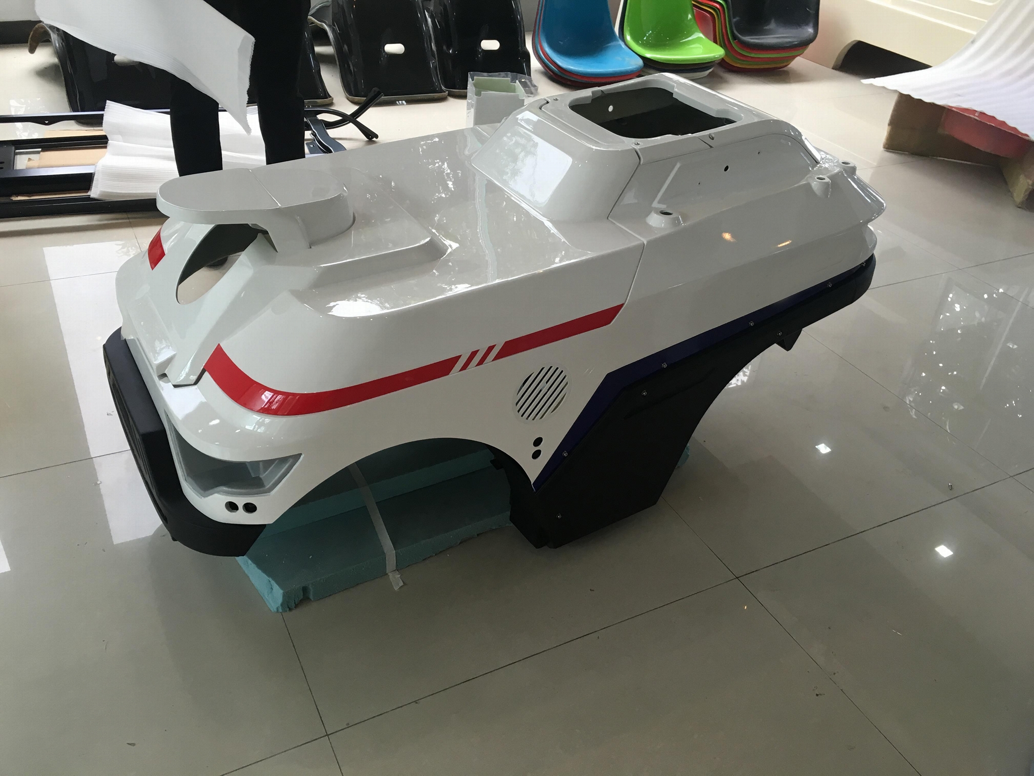 巡检机器人玻璃钢外壳 2
