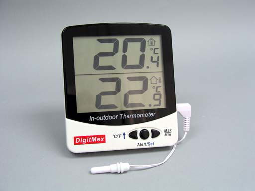 Jumbo Display In-Outdoor Thermometer