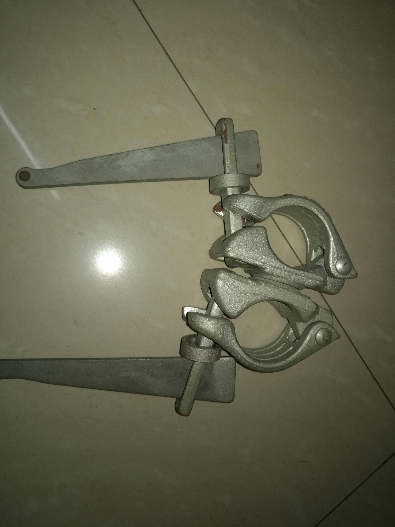 drop forged half swivel clamp with wedge 