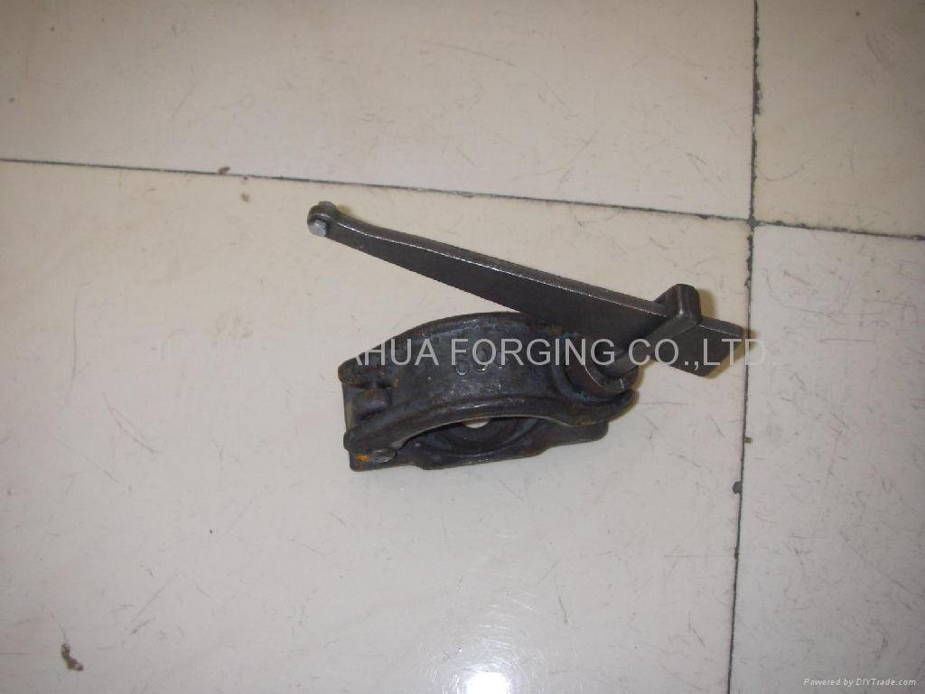 FORGED COUPLER WITH WEDGE