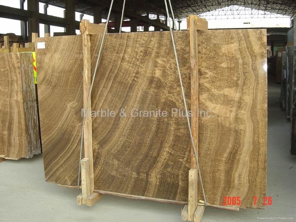 Timber Brown, Serpegiante 4