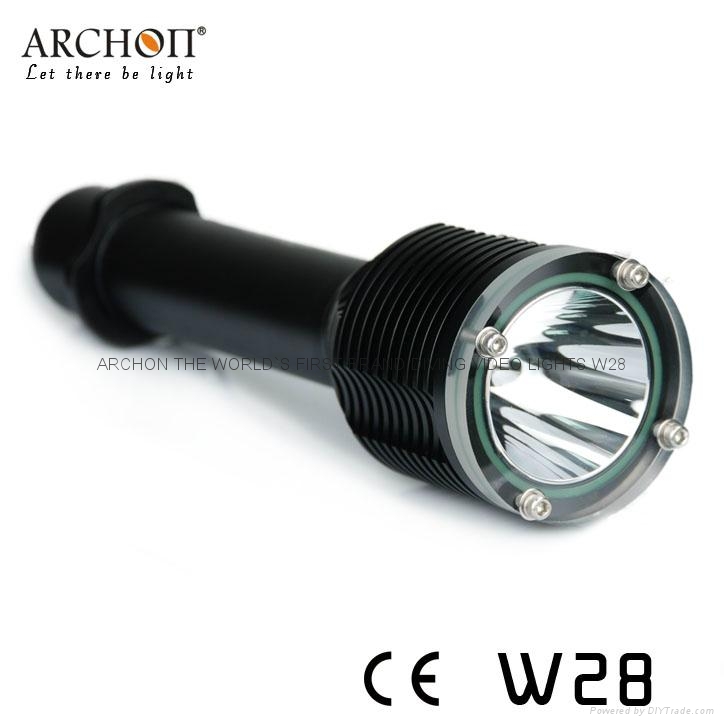 ARCHON奧瞳LED專業潛水手電筒D22 1000流明 100米防水  3