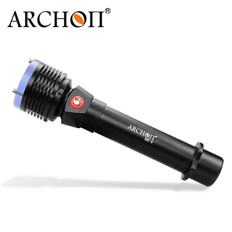 ARCHON奥瞳D22-II专业潜水手电筒按钮式1200流明续航4小时 3