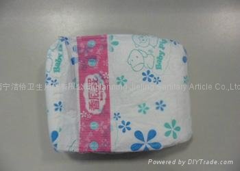 Supply Good quality Baby Diaper and OEM processing  2