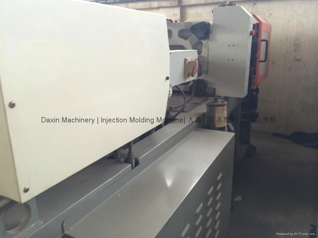 Victor VS-80 Used Injection Molding Machine 3