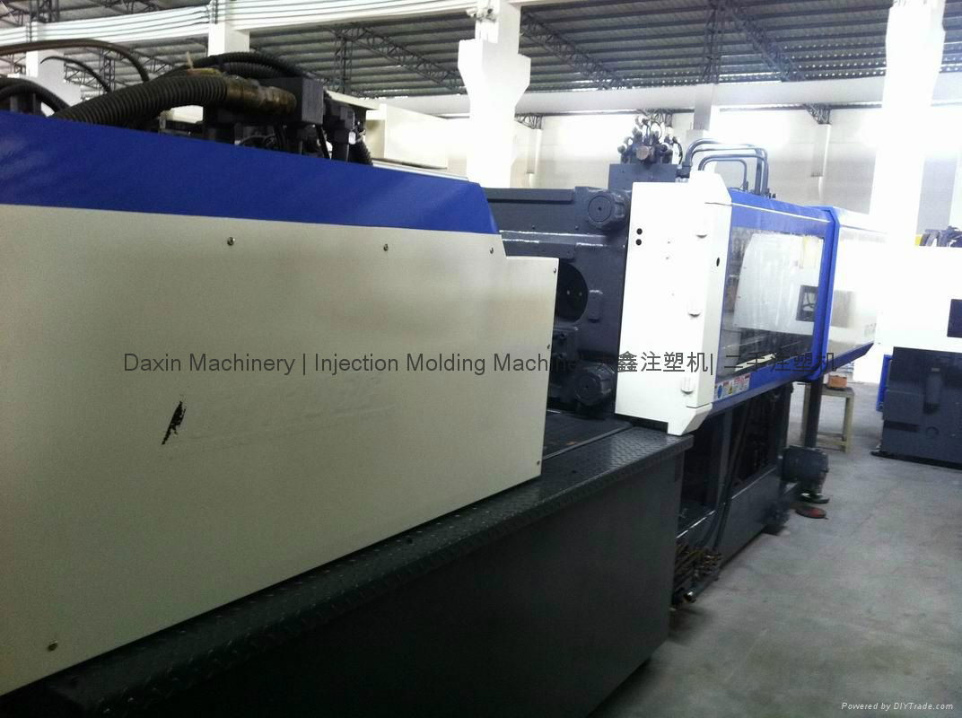 LG 170t Double Color used Injection Molding Machine 3