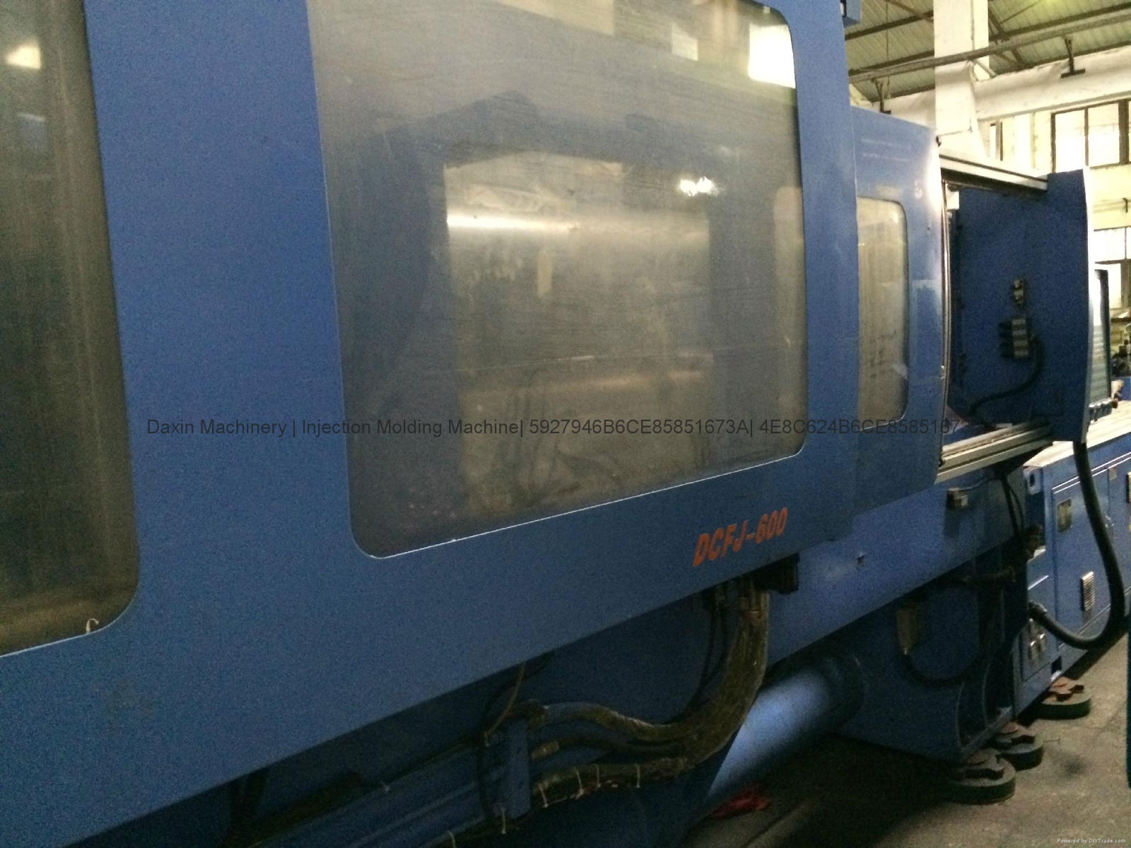 Union 600t Two Color used Injection Molding Machine