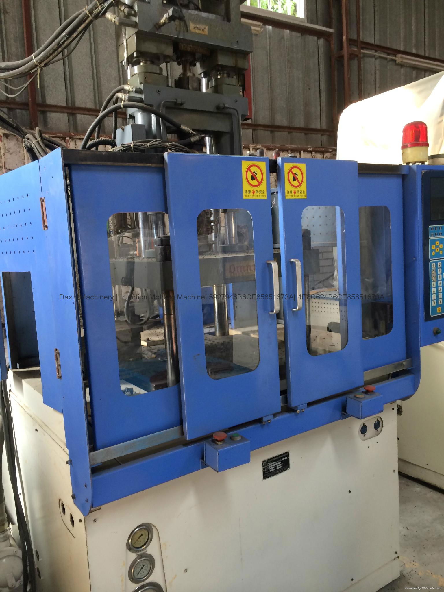 Omniplas 85t used Vertical Injection Molding Machine 2