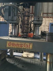 Omniplas 85t used Vertical Injection Molding Machine