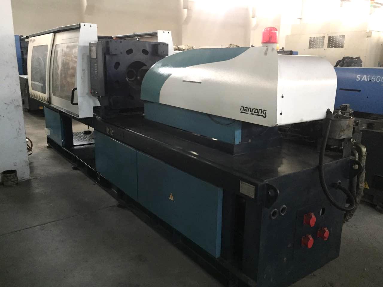 楠嶸250t二手注塑機 3