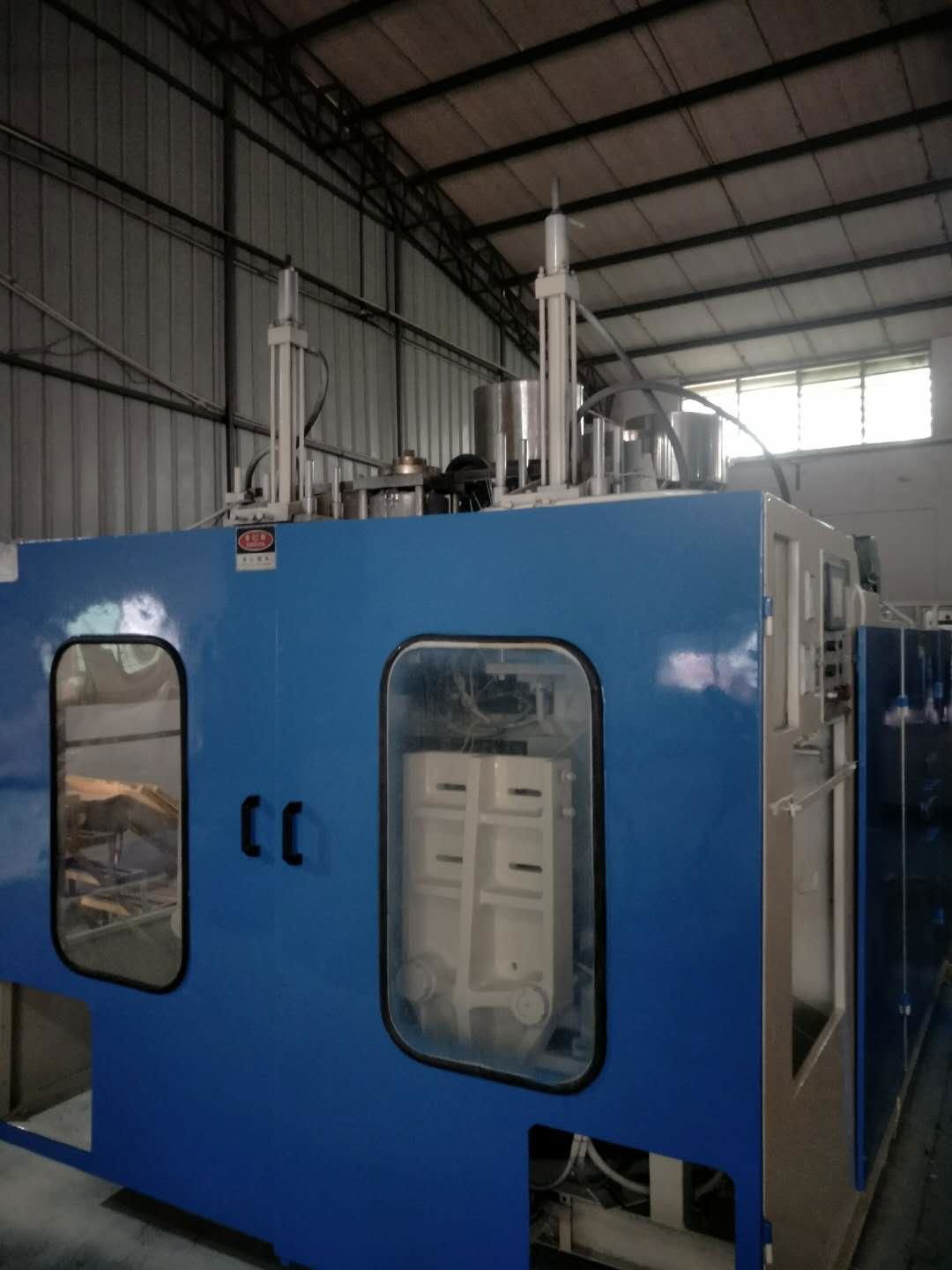 75mm Two Color  blow molding machine (view line) 5