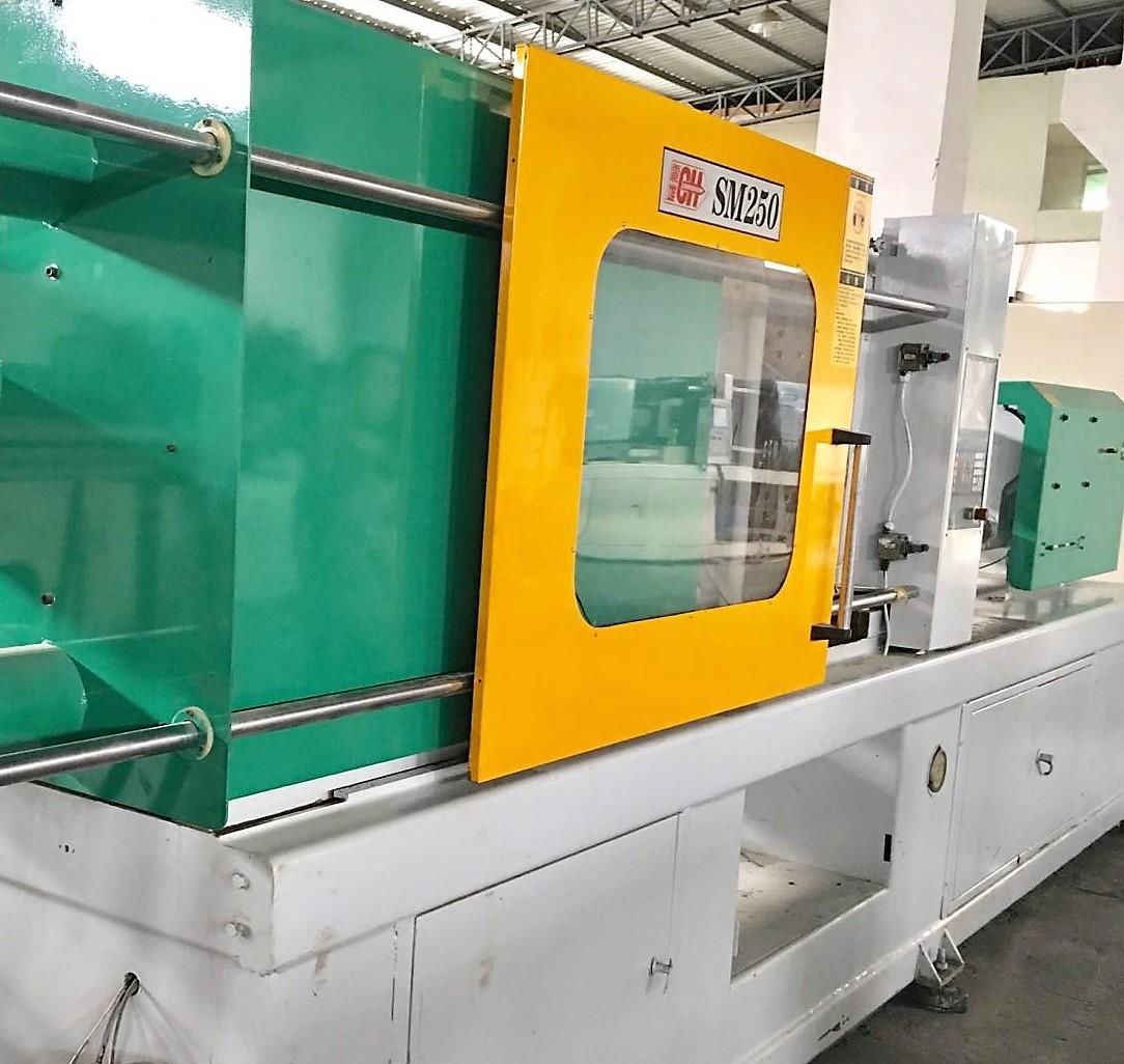 Super Master 250t  SM250 used injection molding machine