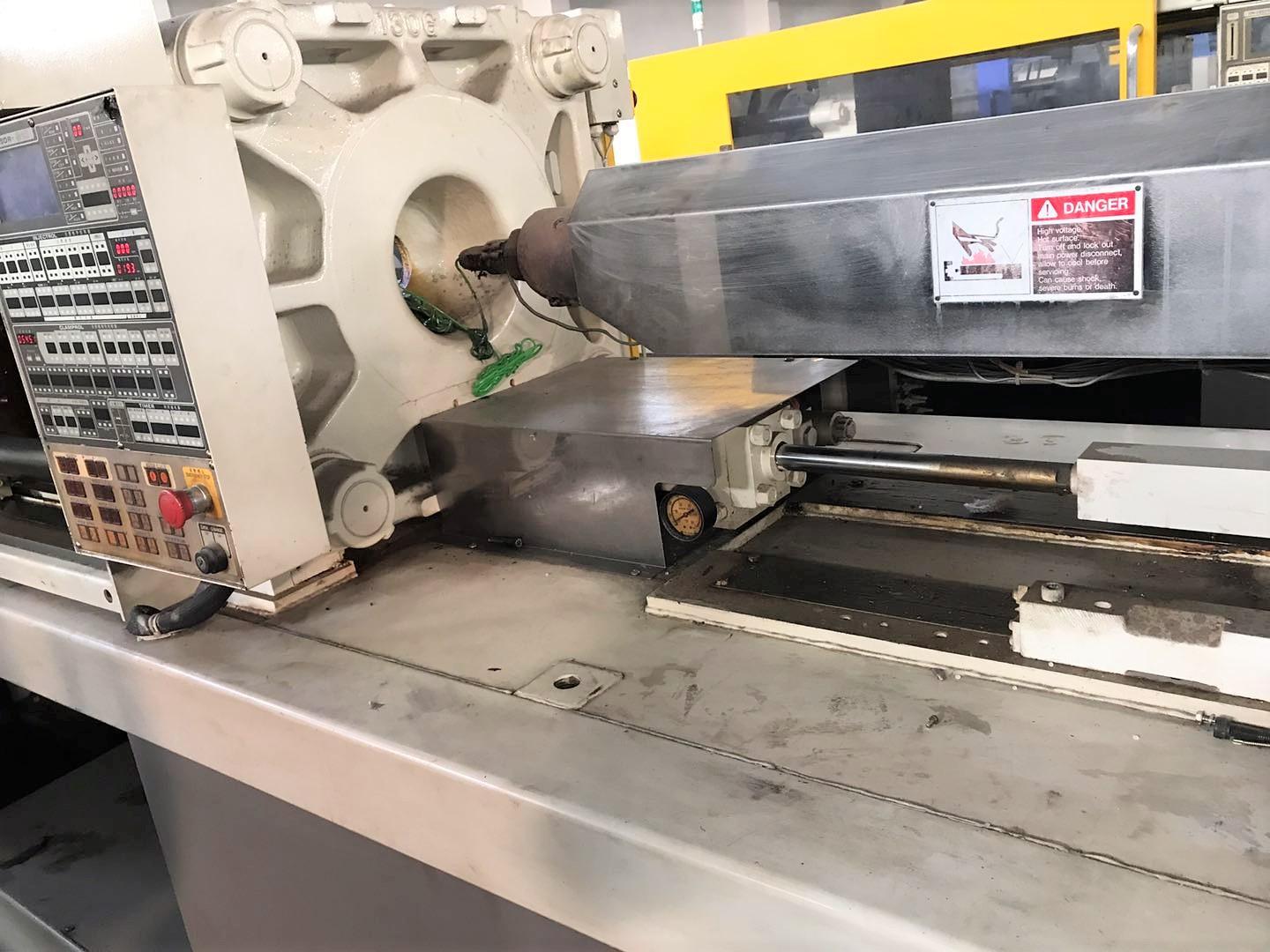 日本東芝130噸 IS130GN二手注塑機 5