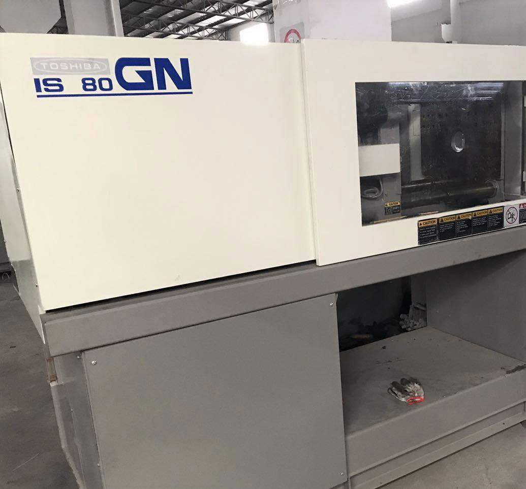 Toshiba 80t (IS80GN) Used Injection Molding Machine 3