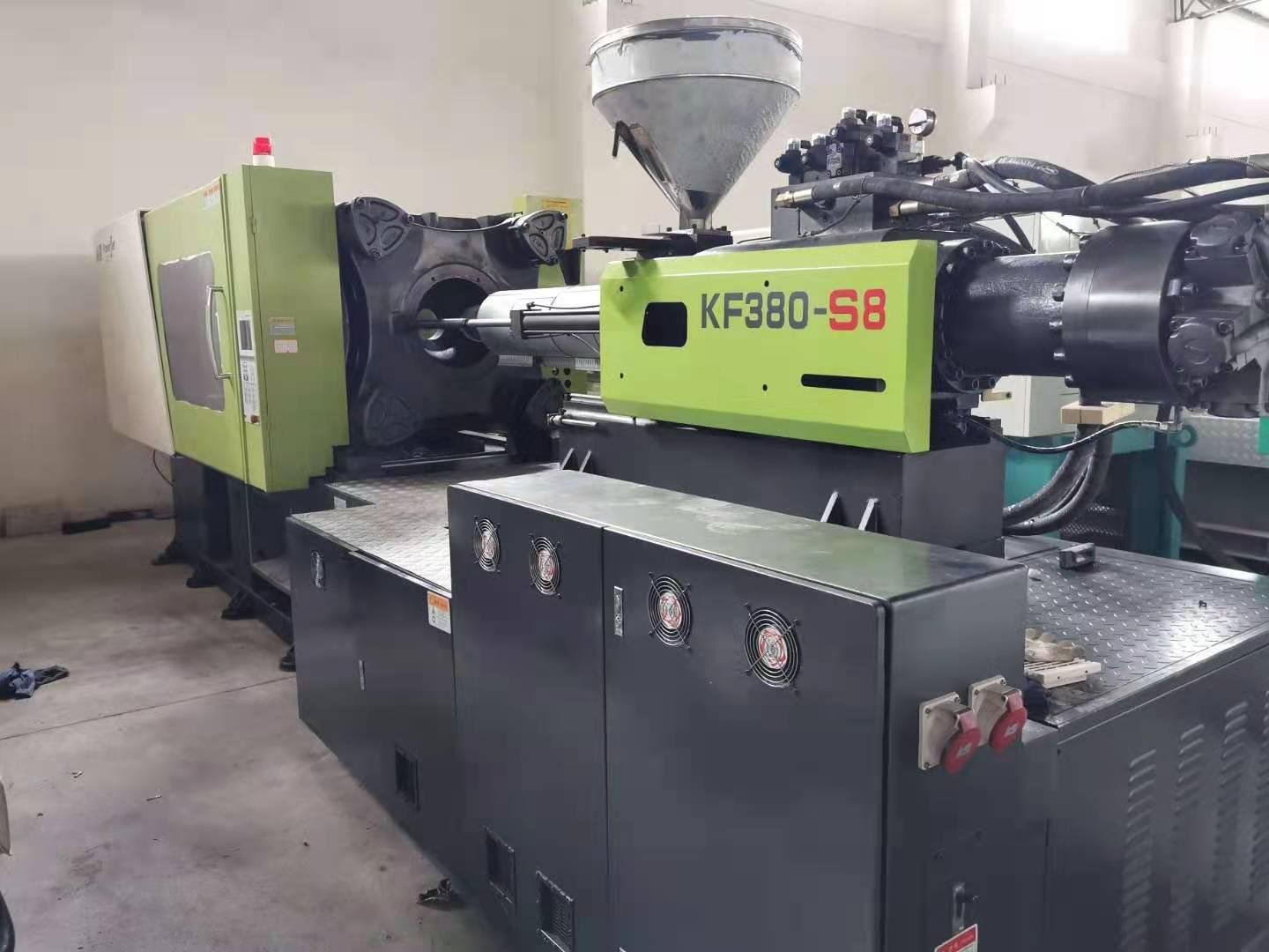 Powerjet 380t High Speed used Injection Molding Machine 3