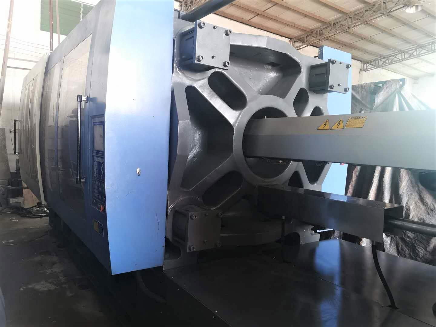 Haitian 1000t used Plastic Injection Molding Machine 5