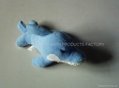 BATH TOY WITH DOLPHIN DESIGN