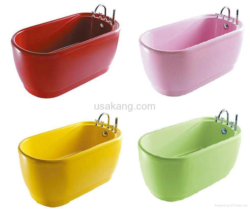 Colorfully Small Bathtub 3