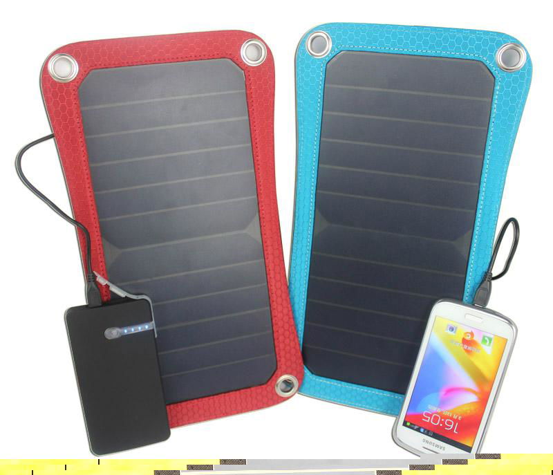 6.5W High efficiency, hanging Mobile Solar Charger 2