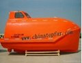 Enclosed FRP lifeboat for oil tanker