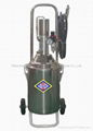 Grease lubricator with barrel 68313 air operated