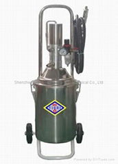 Grease lubricator with barrel 68313 air operated