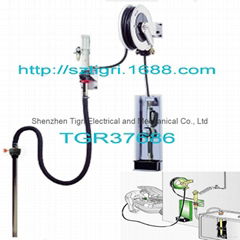 wall mounted air oil pump