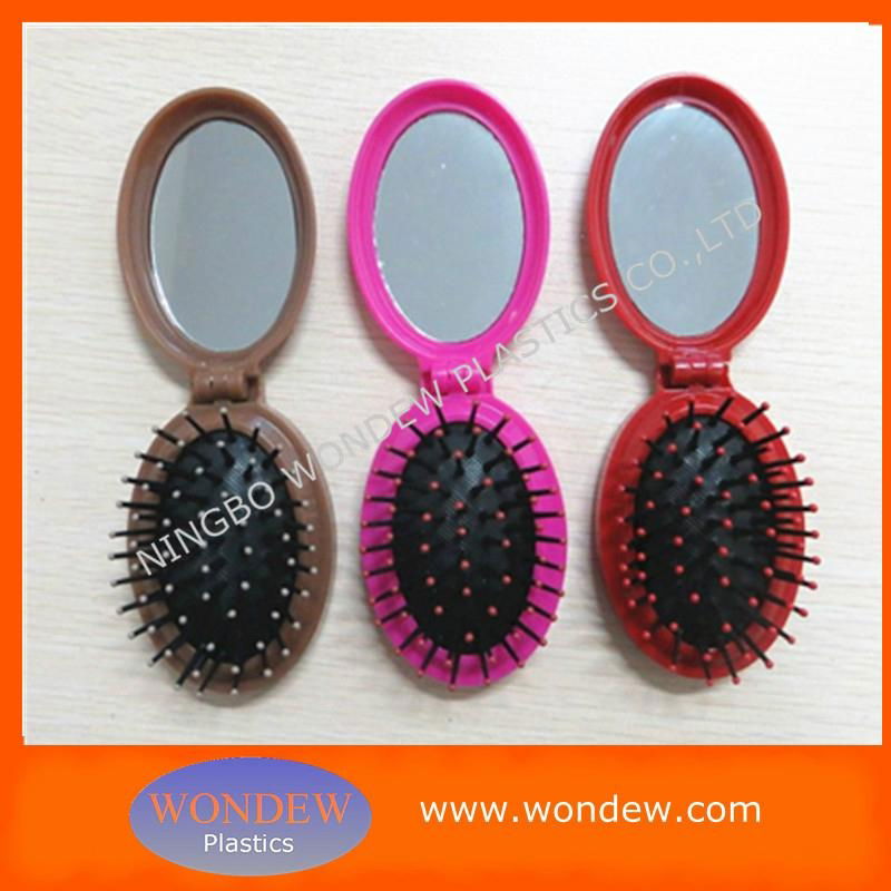 Foldable hair brush with mirror 3