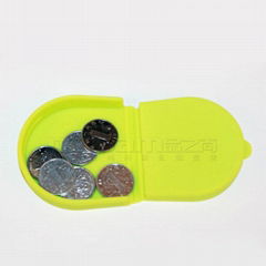 silicone pochi coin purse