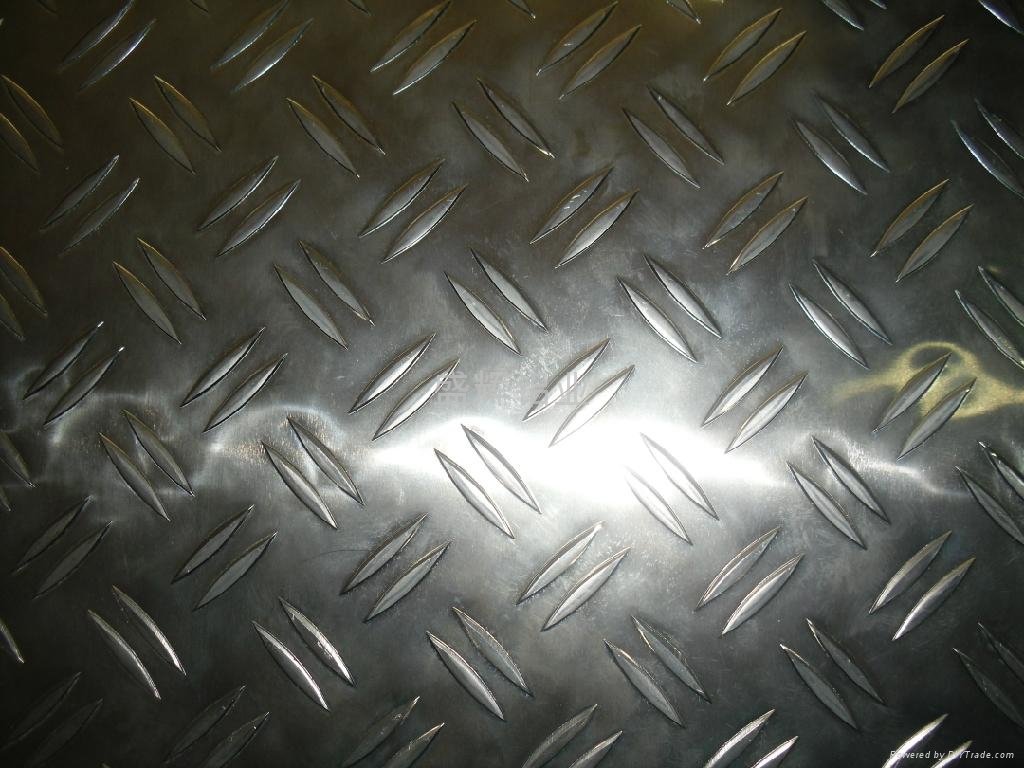 一條觔花紋鋁板 2