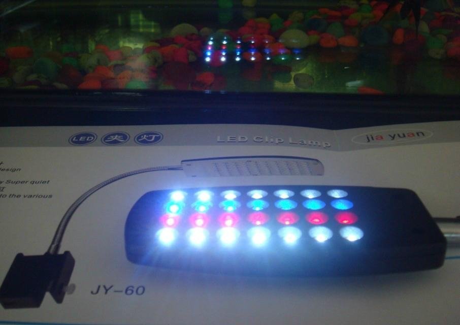 JY-28  迷你鱼缸小夹灯  草缸 观赏鱼专用照明 2