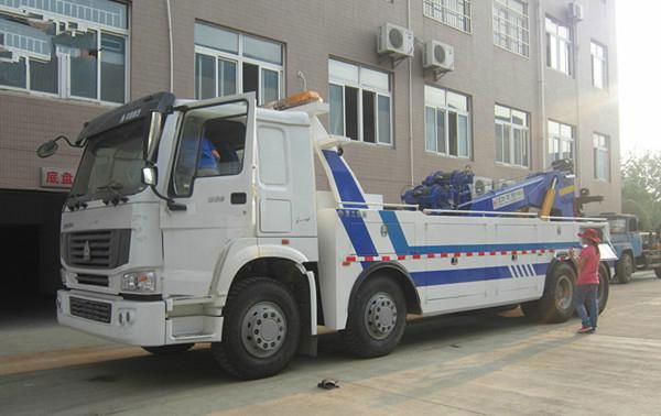 Sinotruck Howo 8x4 Wrecker truck