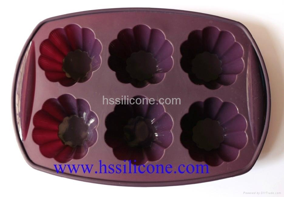 6-Cavity Silicone Flower Shaped Cake Mold 2