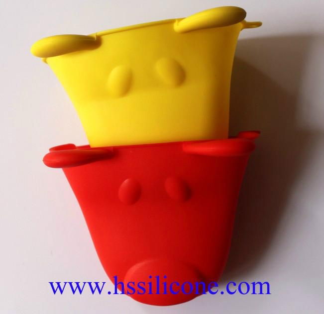 Hot Heads Dog Silicone Pot Holders 4