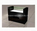 Mobile display cabinet 4