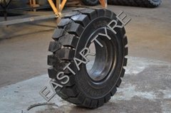 Forklift Solid Tire (11.00-20)