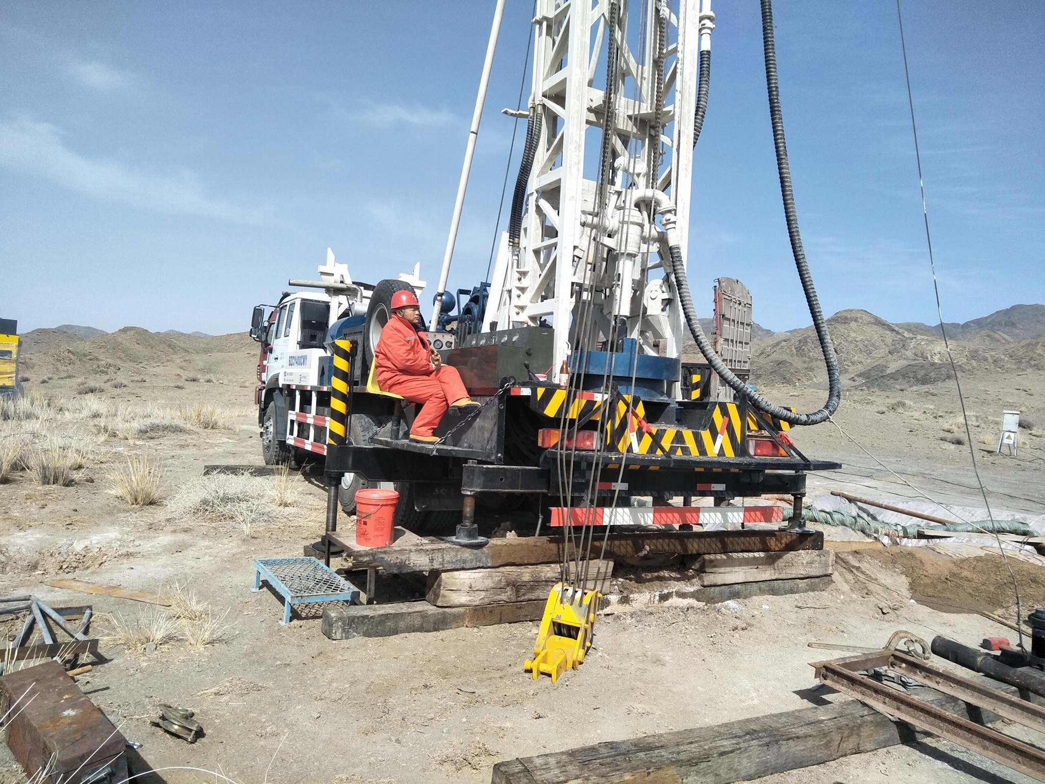 400米车载水井钻机 1
