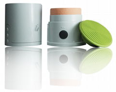 2-in-1 Cosmetic Puff Applicator & Waterproof Facial Cleanser - Puff