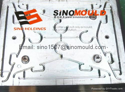 Stacking Mould