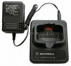 Motorola Portable transceiver charger