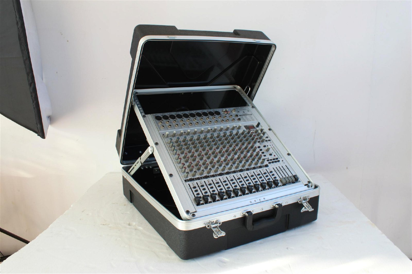 ABS 12UK Sound Consoler Rack Case ABS Mixer Case