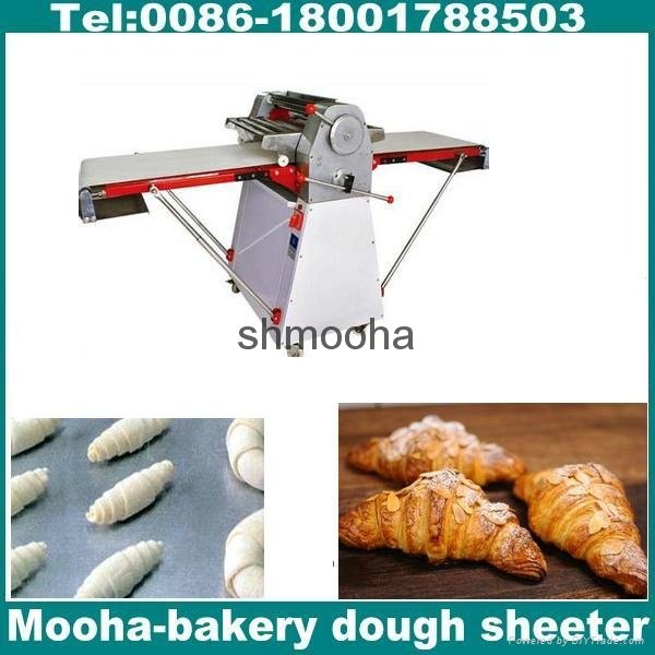 manual dough sheeter croissant making machine 2