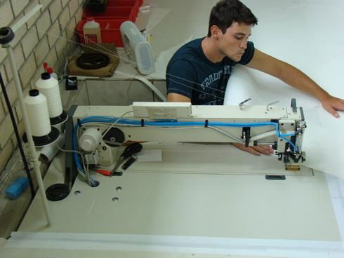 Long arm Zigzag industrial sewing machine 2